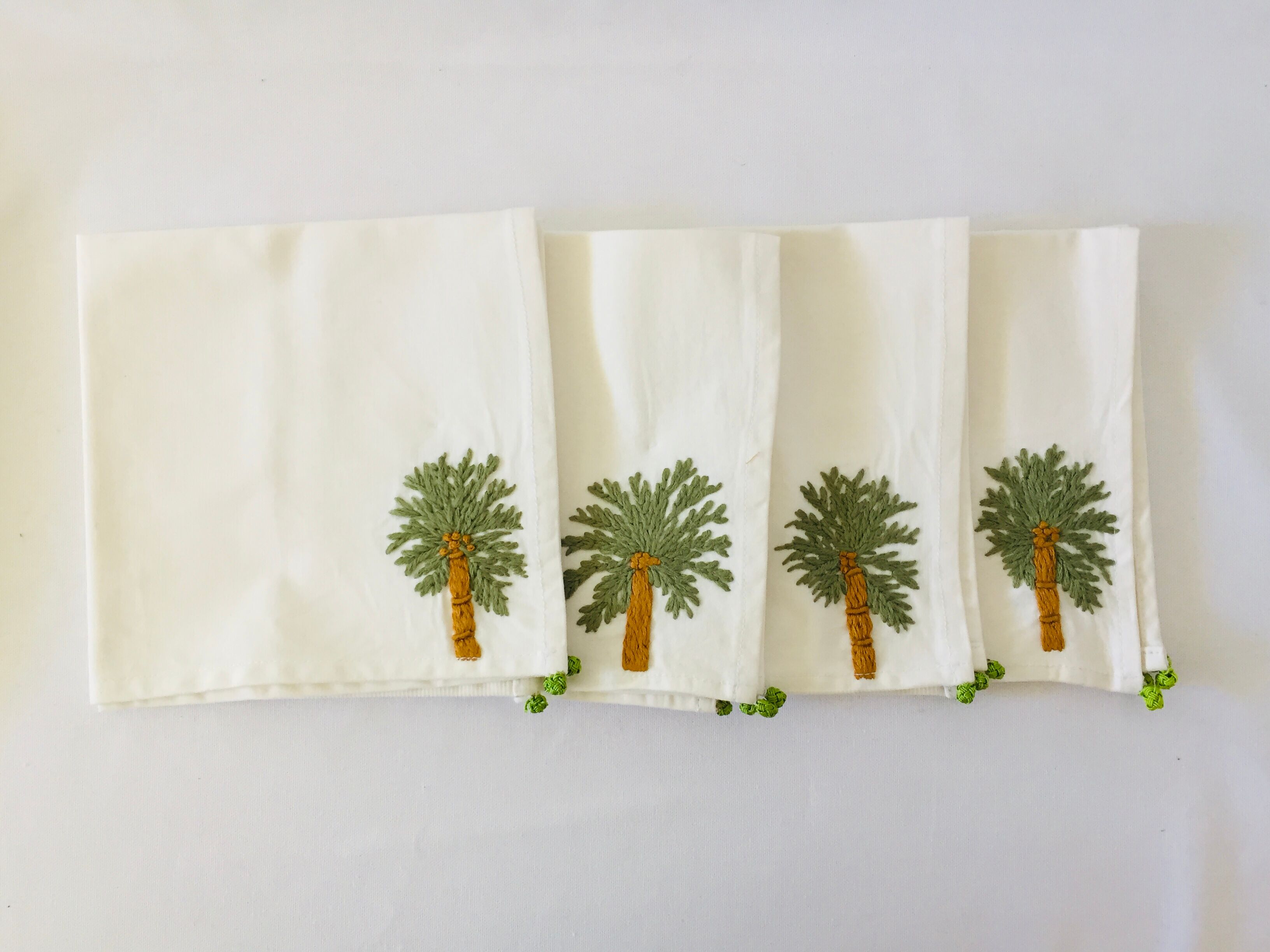 Serviettes brodées palmier