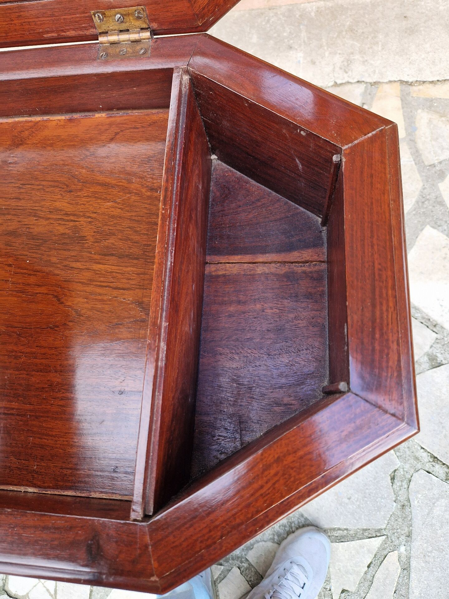 Table à Ouvrage d'époque Restauration En Acajou