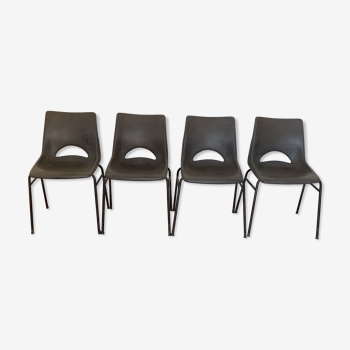 Set of 4 chairs plastic shell brand Sitting