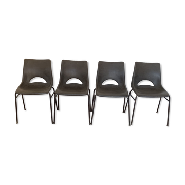 Lot de 4 chaises coque plastique marque Sitting