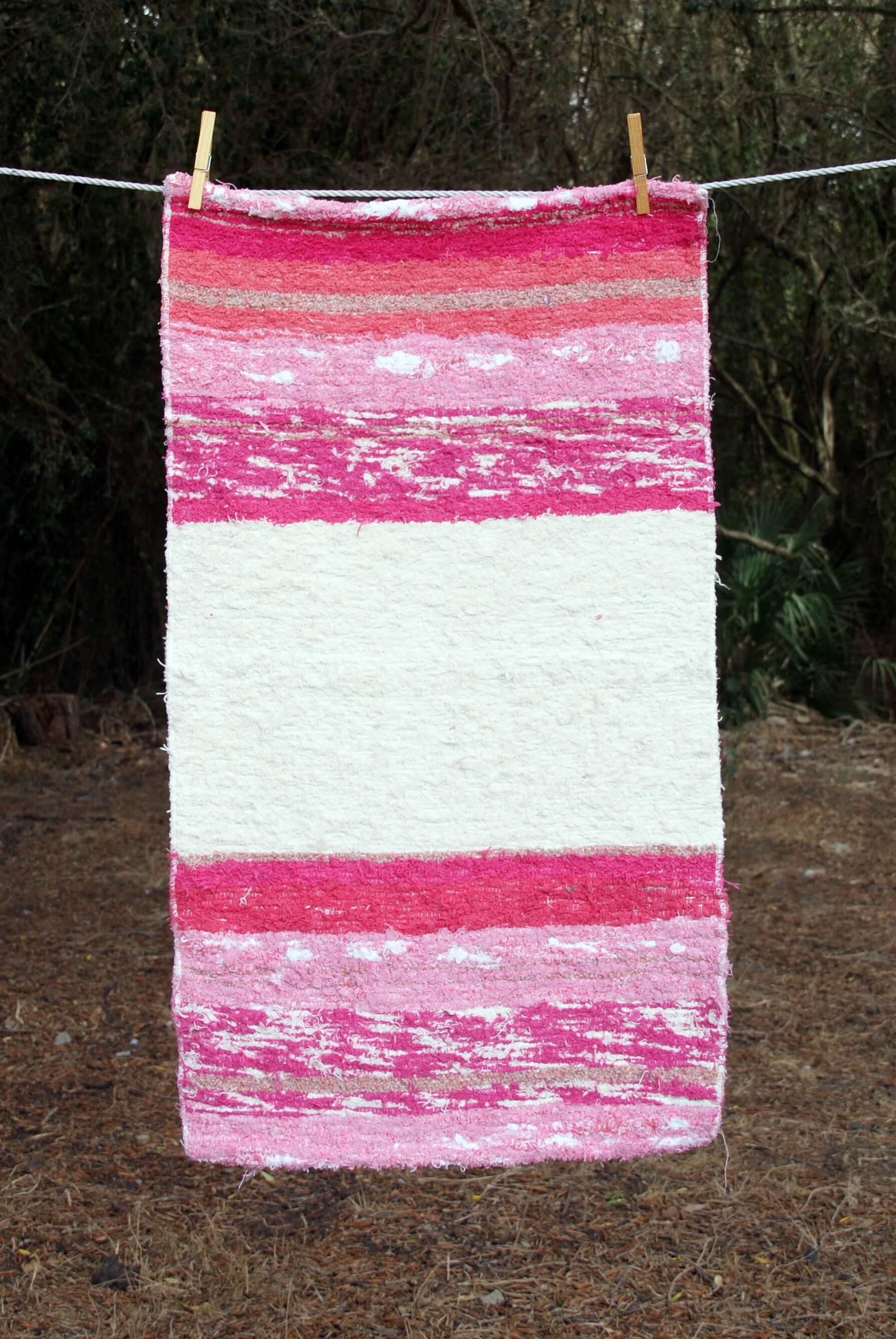 Tapis artisanal tissé main en coton recyclé - 50 x 90 cm