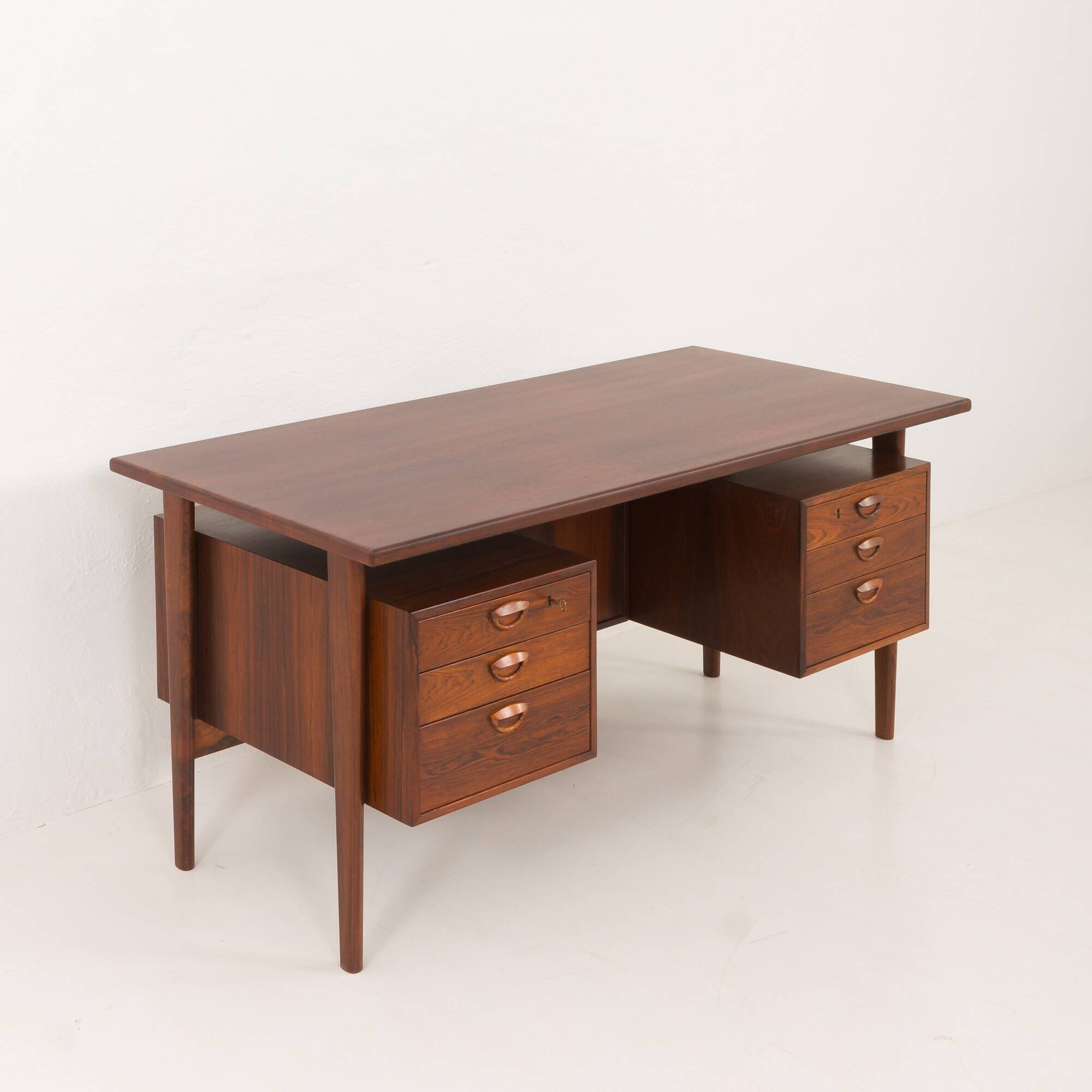 Bureau exécutif en palissandre Kai Kristiansen modèle 59 pour Feldballes Möbelfabrik