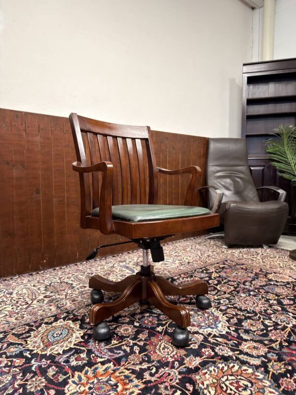 Chaise de bureau classique anglaise