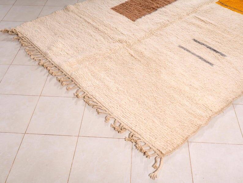 Traditional pure wool rug with colourful patterns, size 1.4/2.6 m.