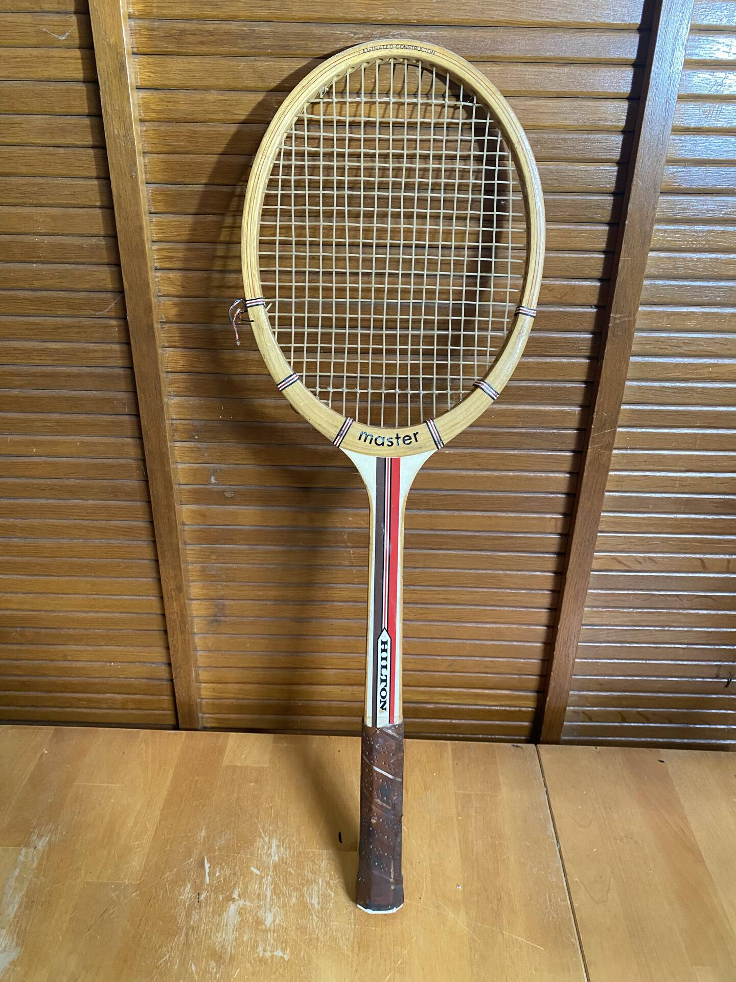 Vintage tennis racket hilton master wood + vintage cover