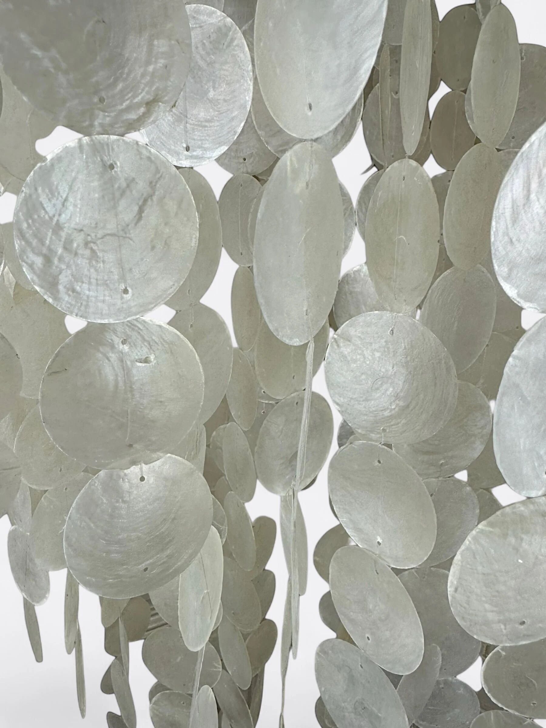 Balinese artisanal lustre in mother-of-pearl - Amber