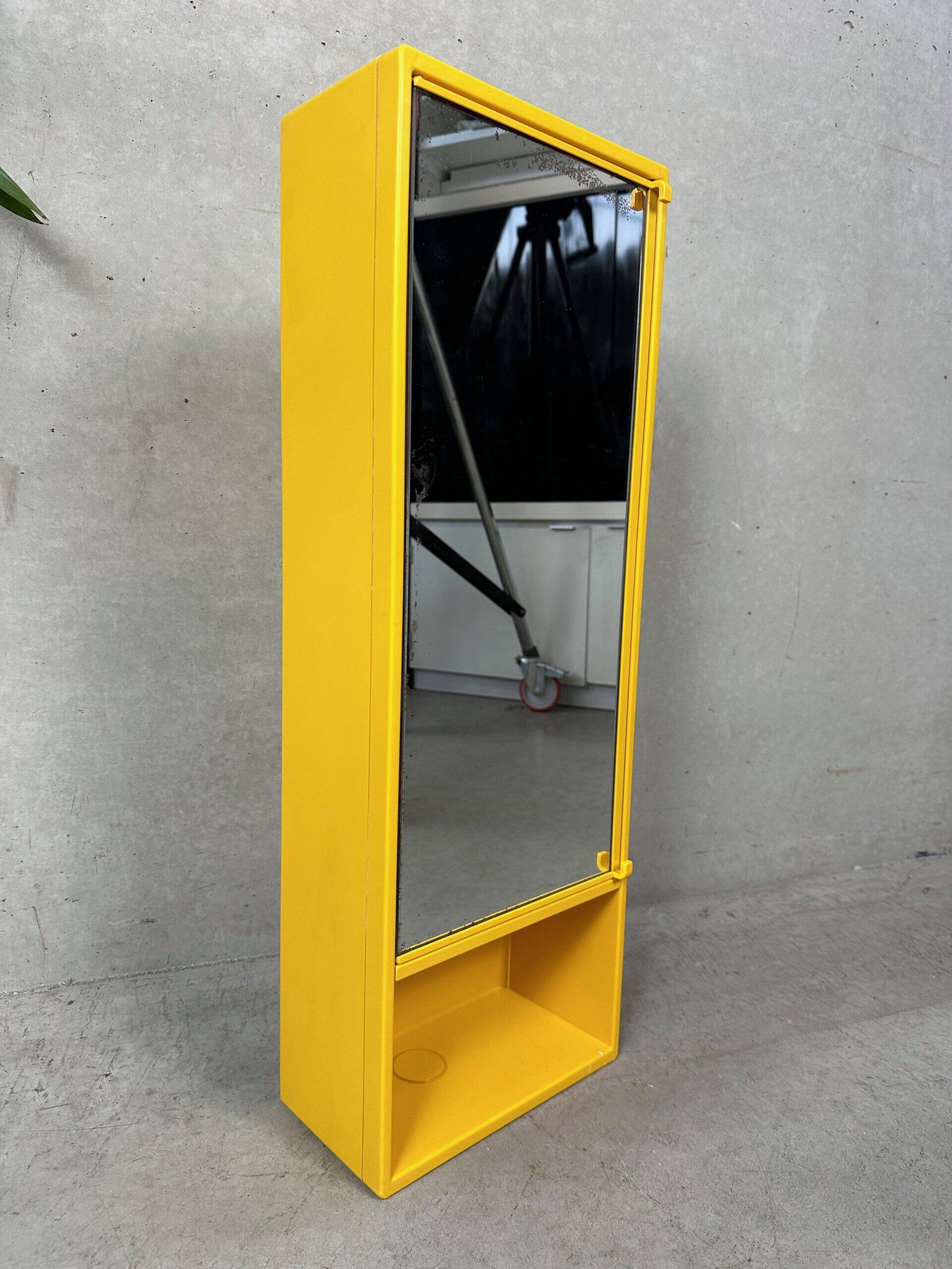 Vintage medicine cabinet – Olaf von Bohr – Gedy Italy