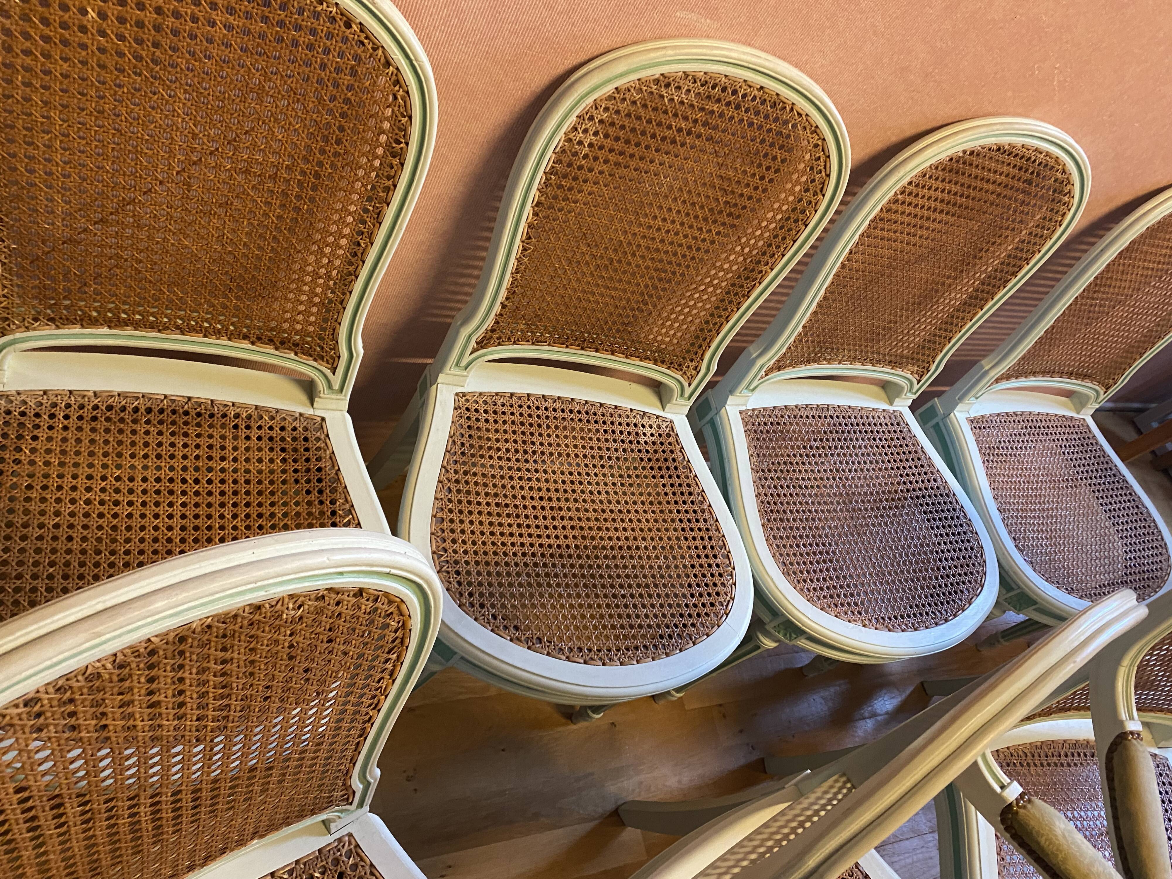 6 chaises 2 fauteuils en cannage, de style L.XVI , peint vert clair