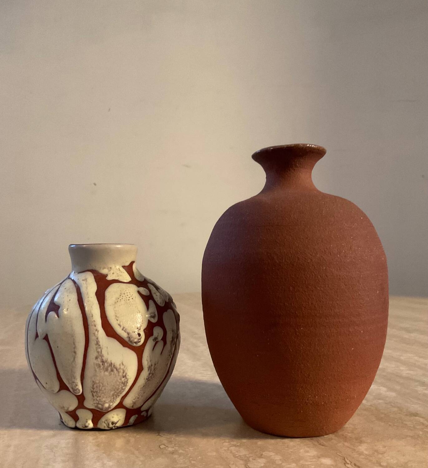 Duo de vases vintage en terre cuite