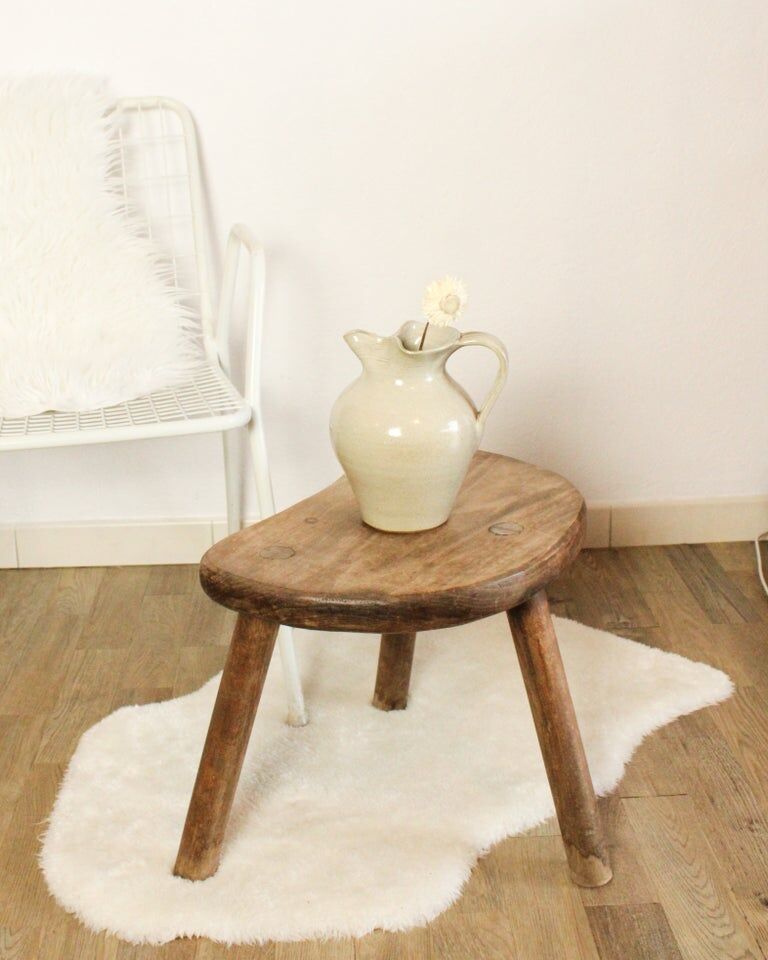 Sandstone pitcher