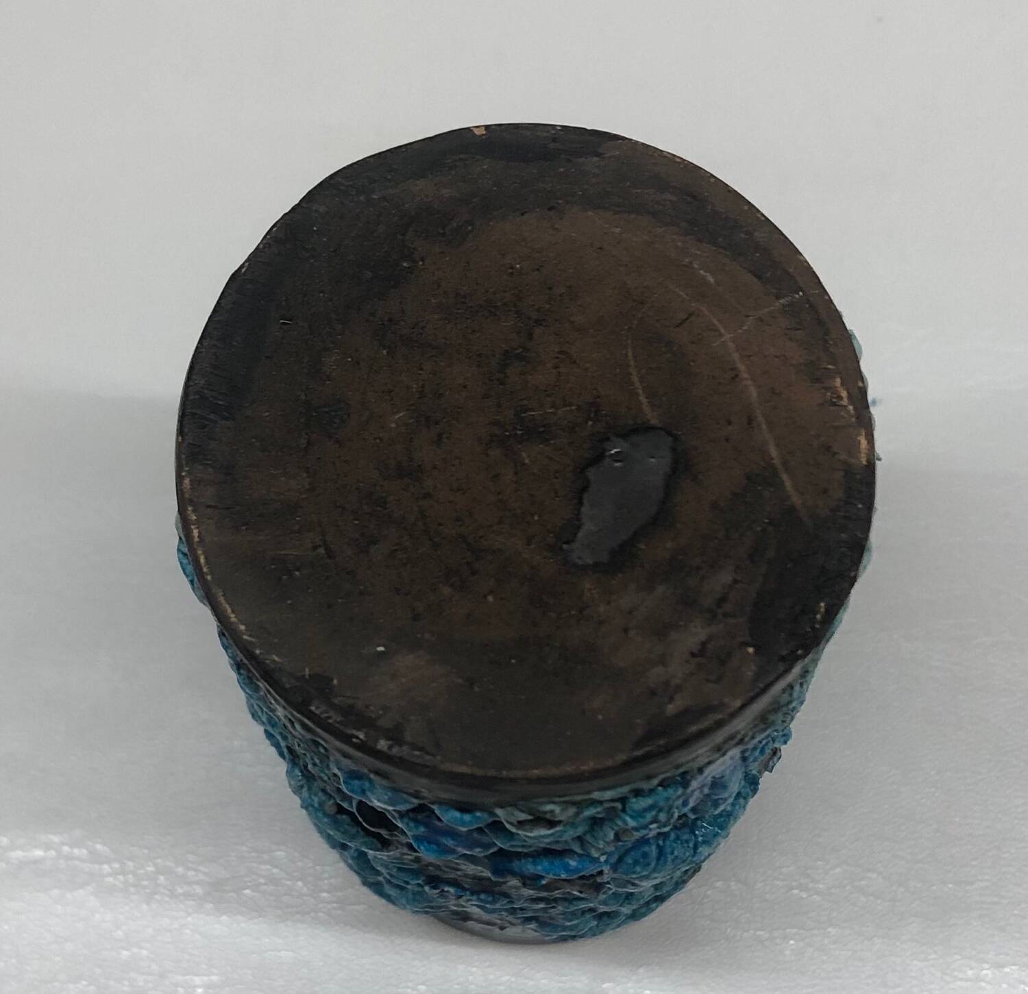 Vallauris seafoam cuff vase