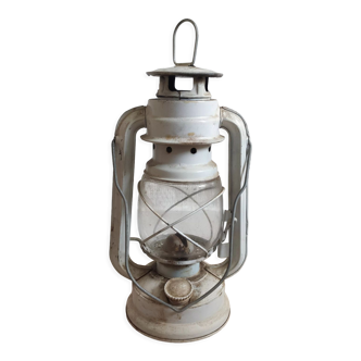 Vintage white retro patina lamp