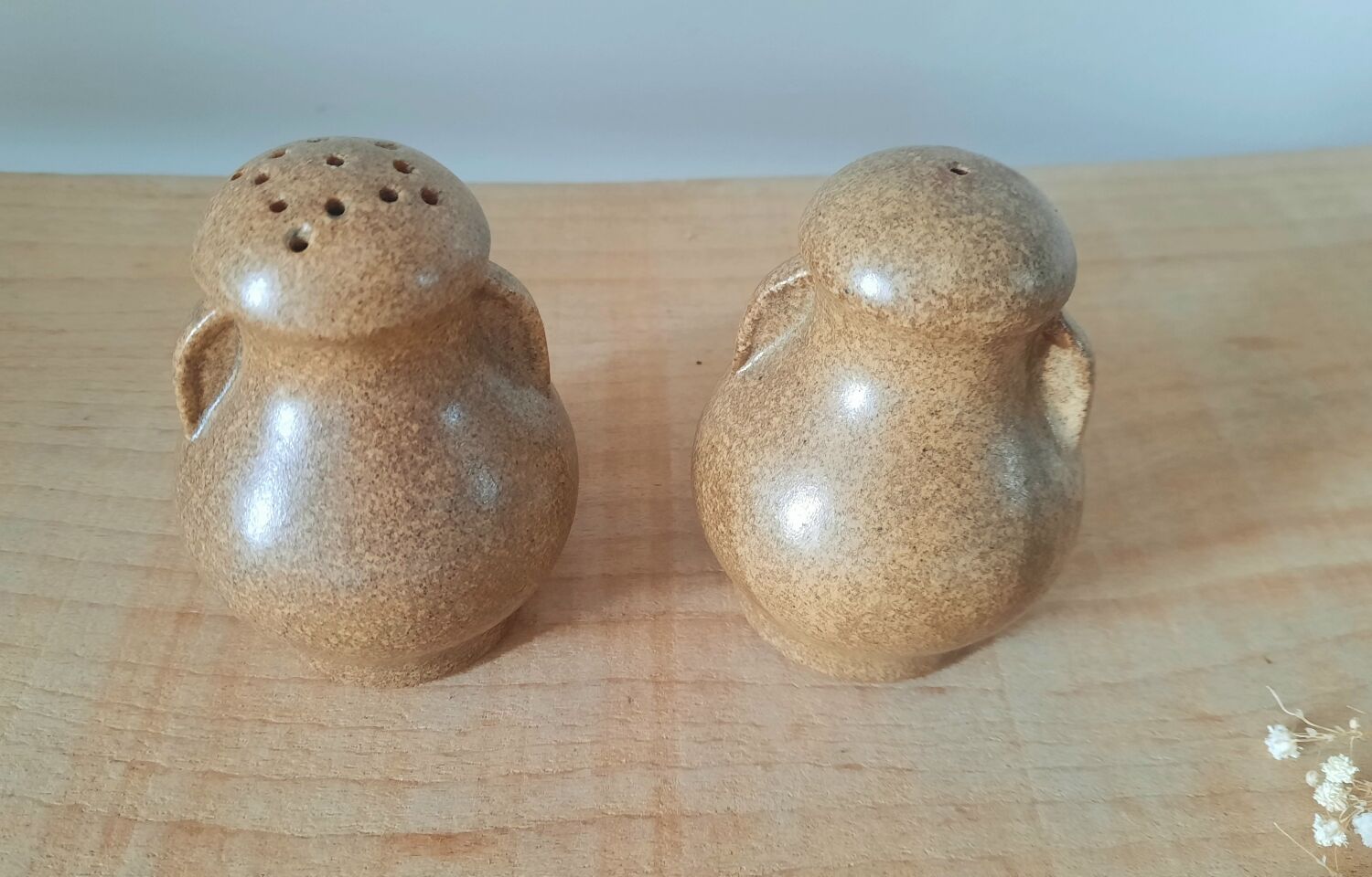 Stoneware pepper shaker