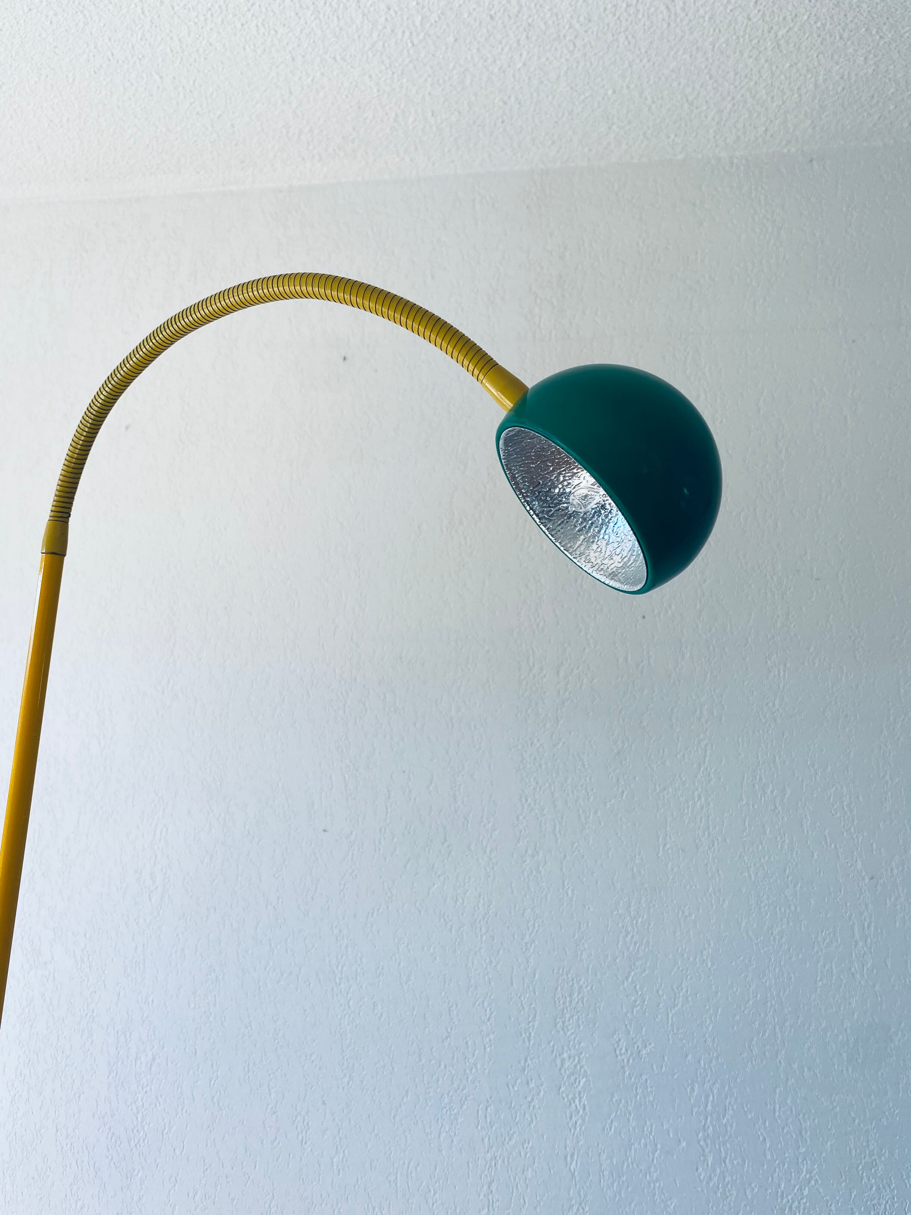 Italian design floor lamp 80s