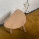 Tabouret tripode brut