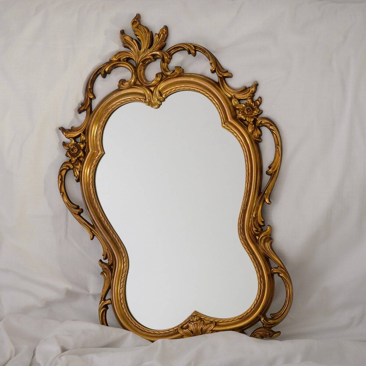 Miroir mural en or de style Hollywood Regency, USA