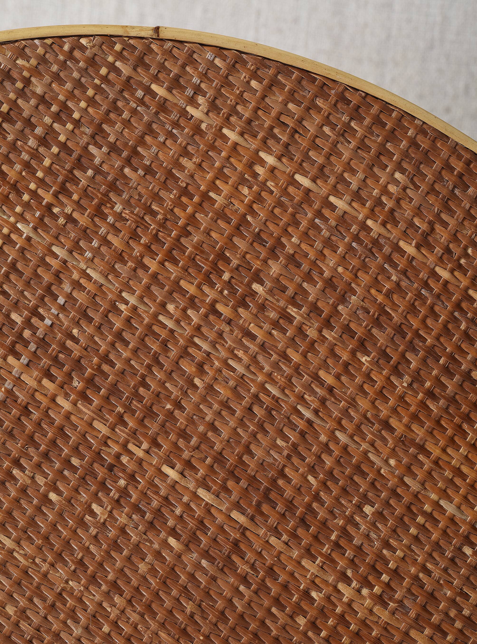 Old round rattan table, vintage from the 70s - 80s. Small table, or side table.
