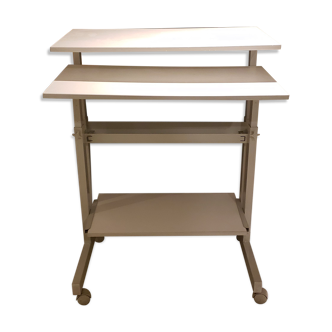 Office like new with wheels, with 3 levels, adjustable in height