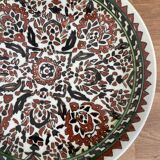 Decorative ceramic plate