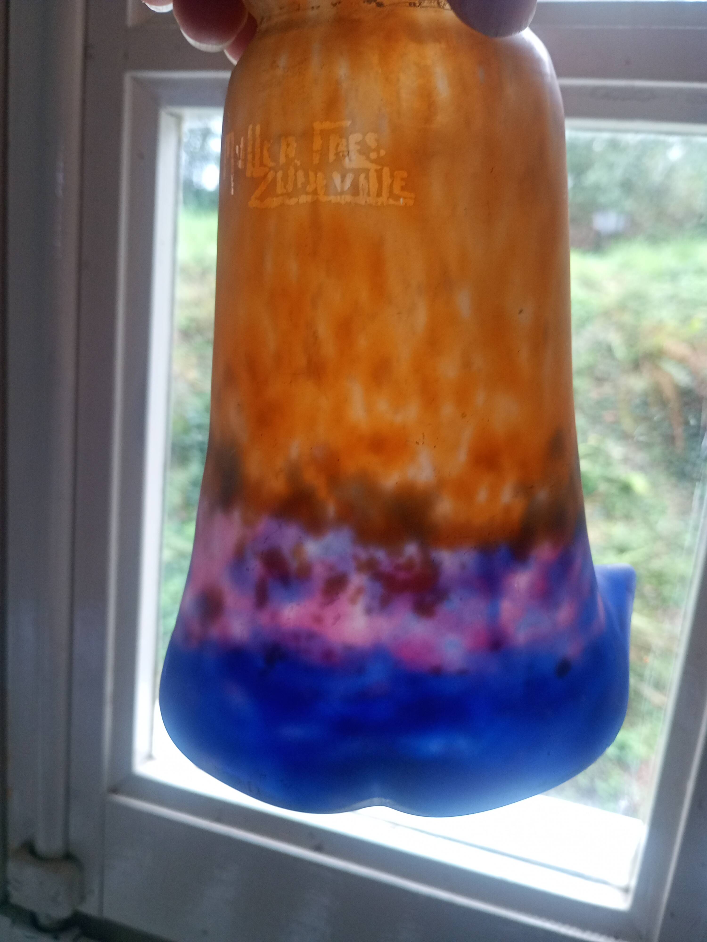 MULLER FRERES LUNEVILLE - Orange-purple marbled glass tulip - signed