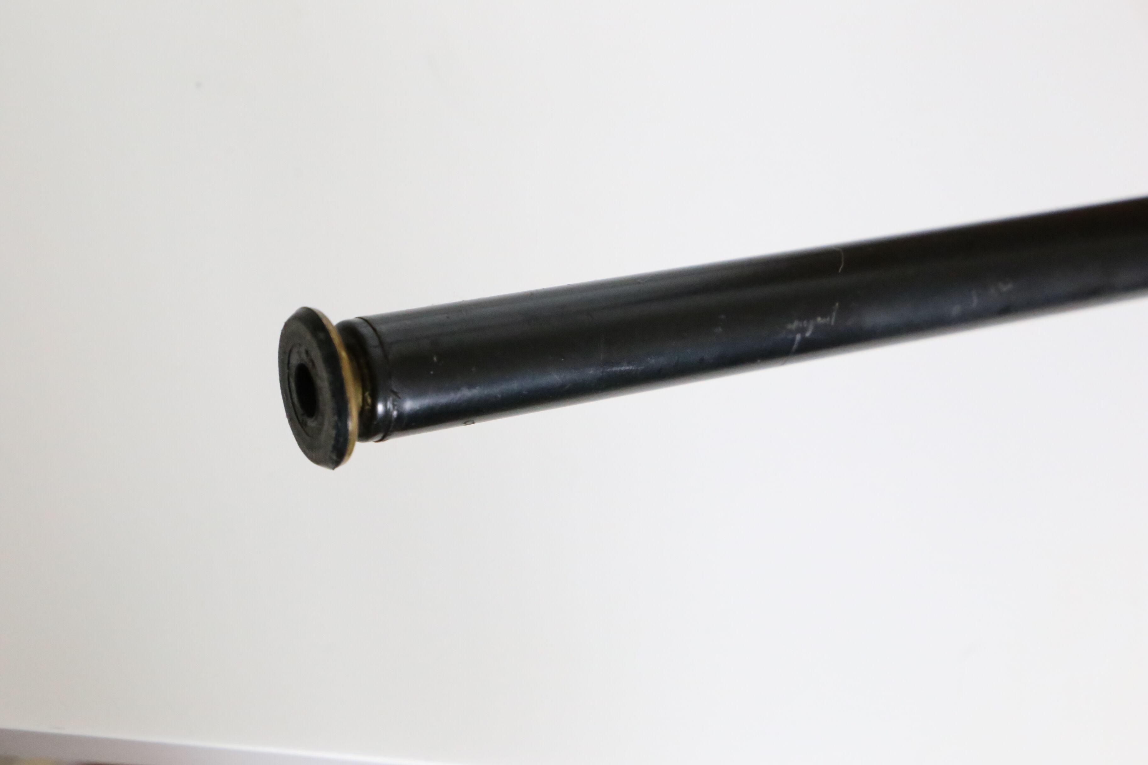 Angle shelf in formica