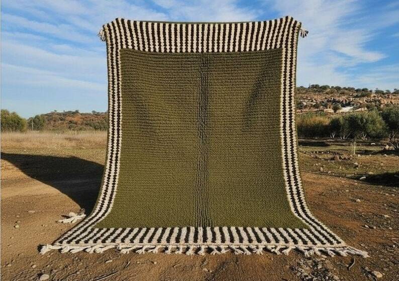 Authentic traditional natural wool beni ourain rug 3/4 m