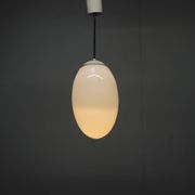 Suspension en opaline, Tchécoslovaquie 1970
