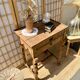 Travailleuse en bois