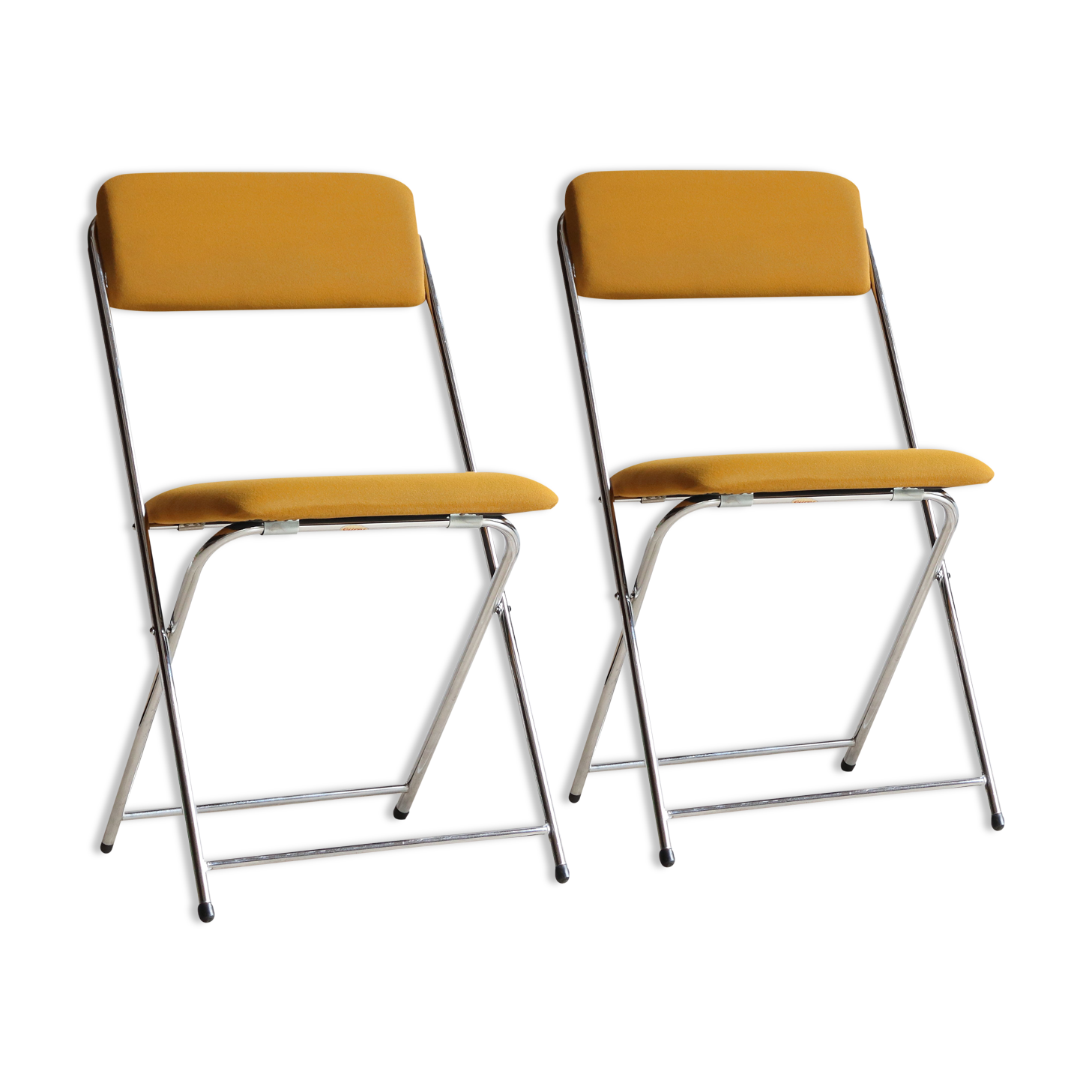 Pair of Eyrel 70s folding chairs in chrome metal and mustard fabric