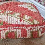 Vintage pouf