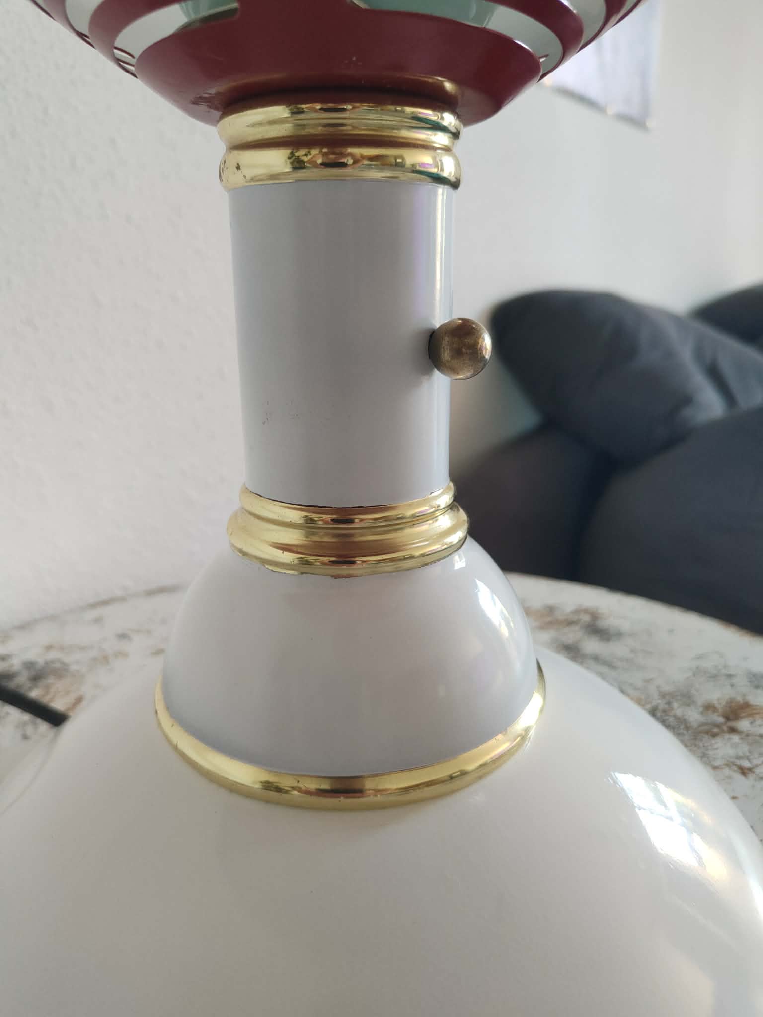 Vintage 1980s diabolo lamp