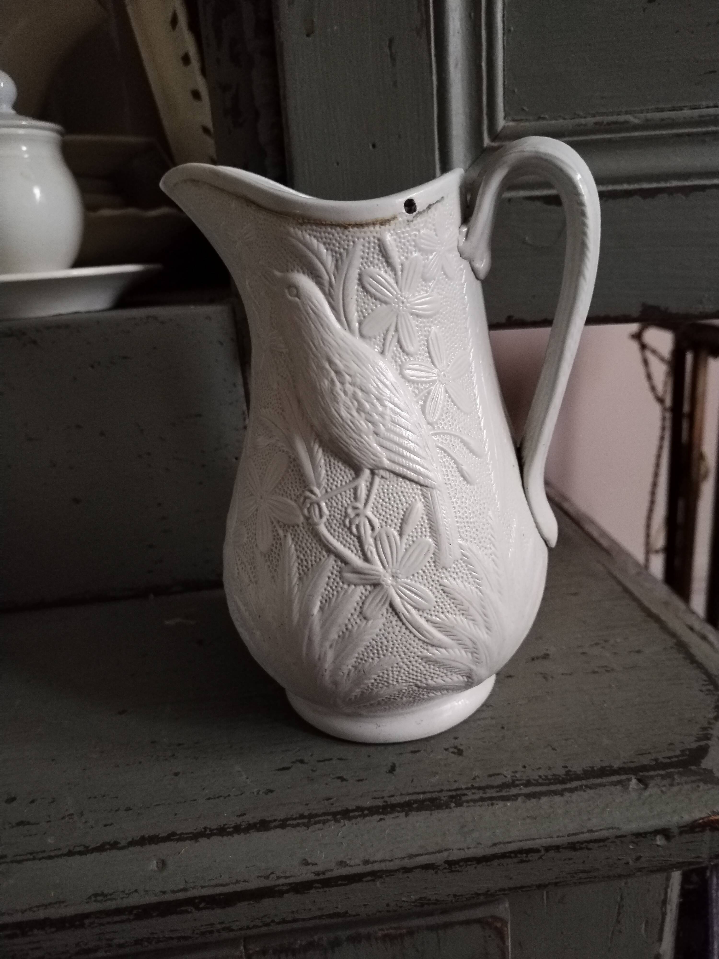 English earthenware pot signed 19th century