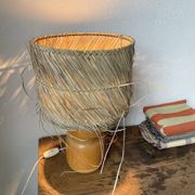 Lampe années 50 bois et paille