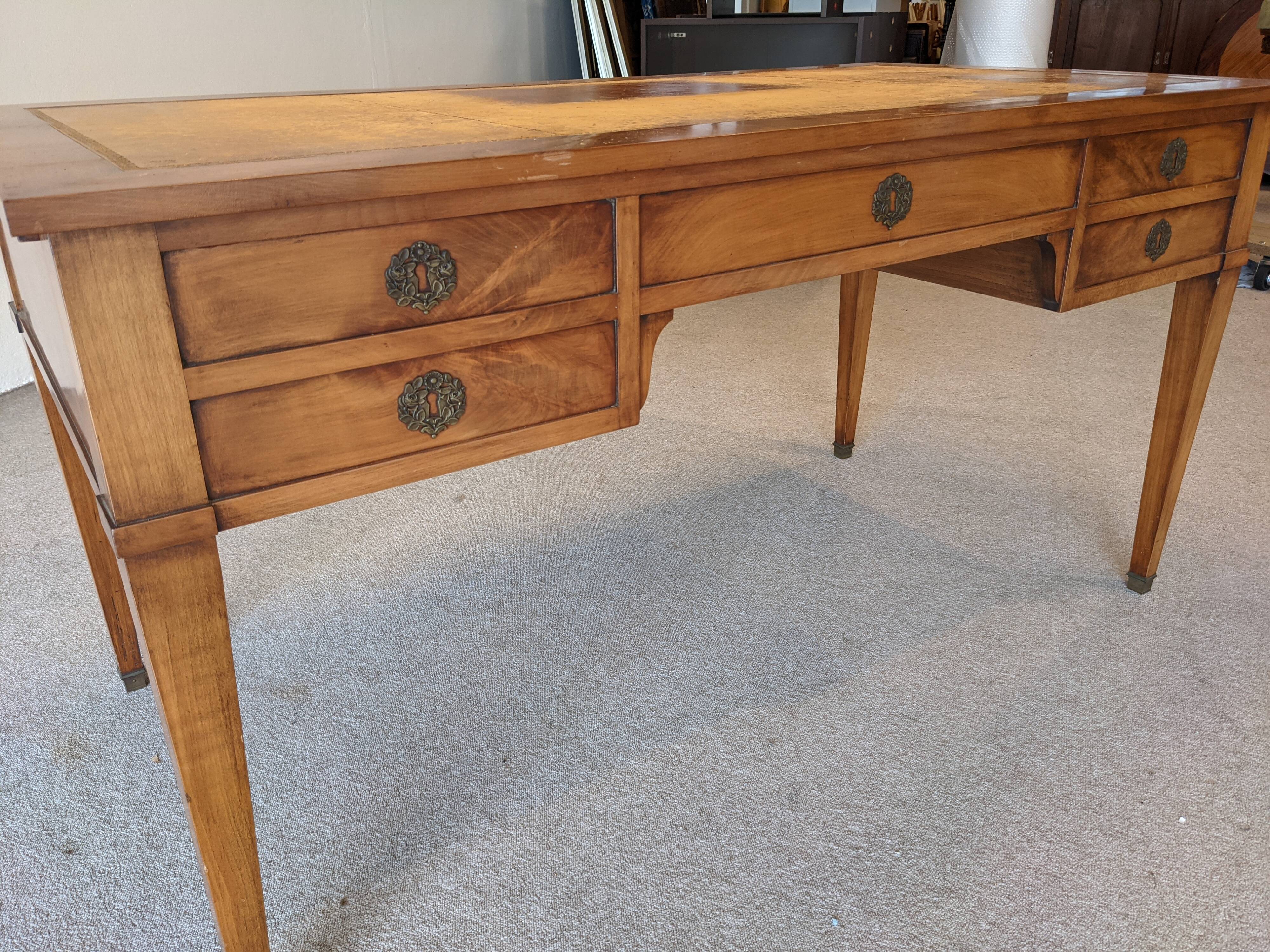 Double-sided Executive Board