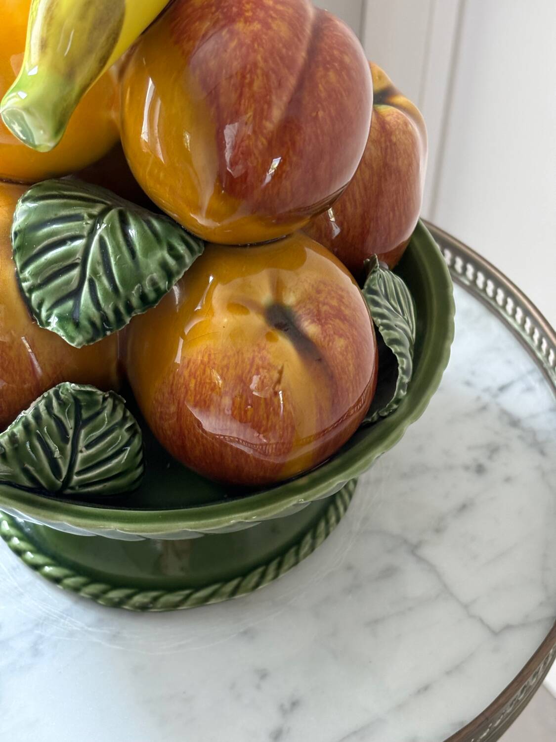 Coupe à fruits en faïence