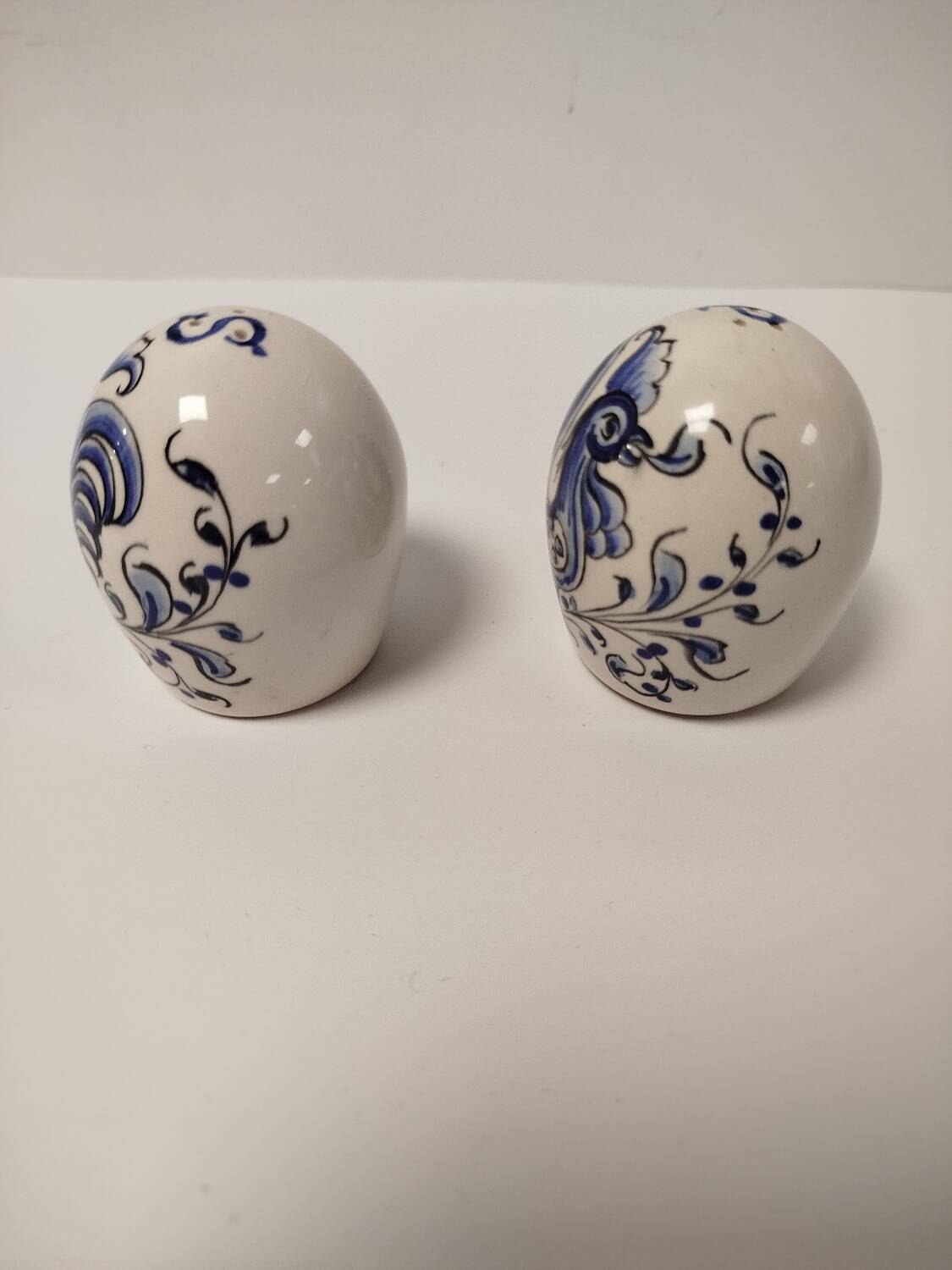 Blue Rooster Ceramic Salt and Pepper Shaker