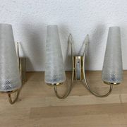 Paire d'appliques laiton et opaline années 50