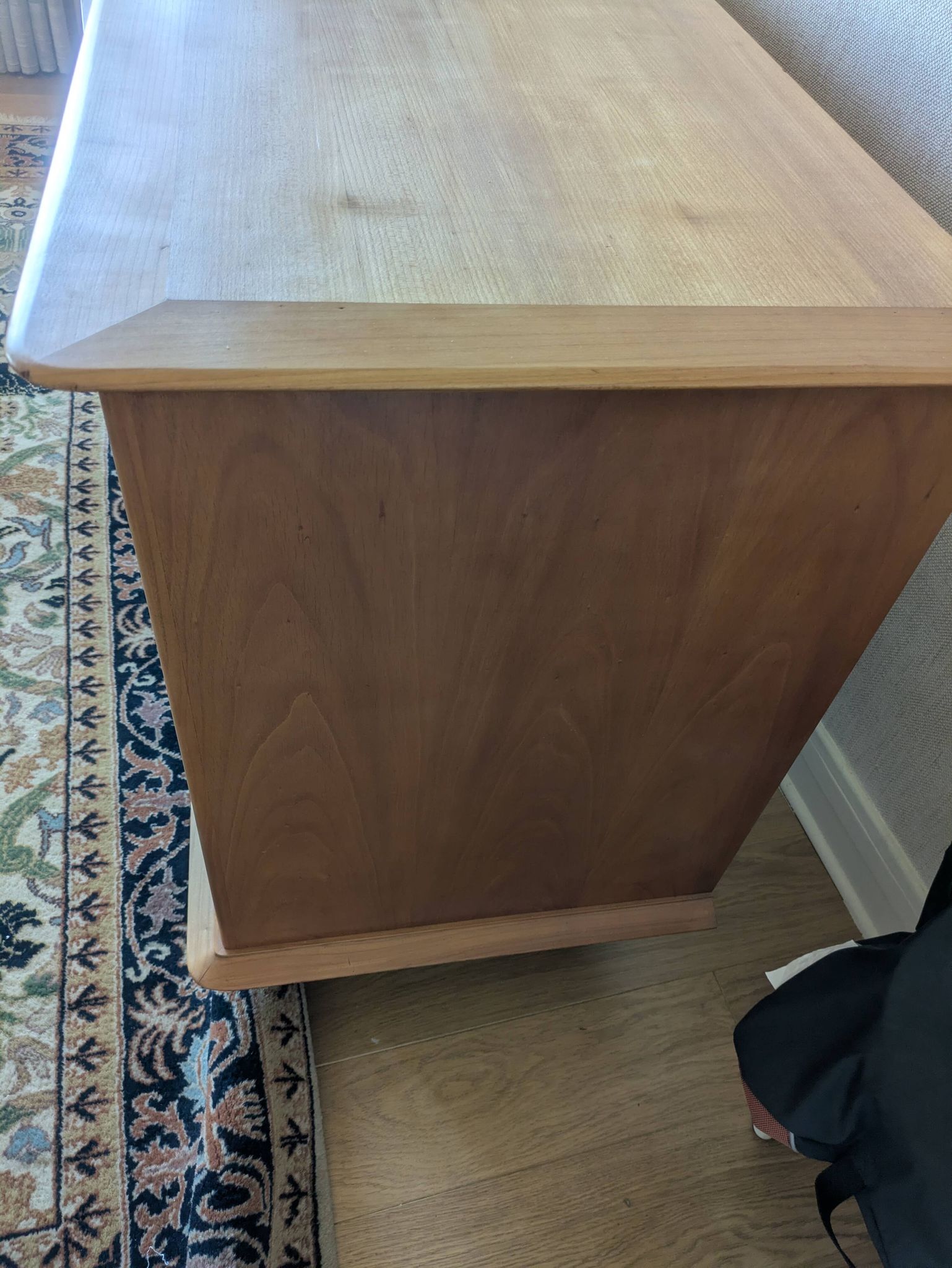 Modernist enfilade with a checkerboard pattern in light wood and mahogany marquetry,