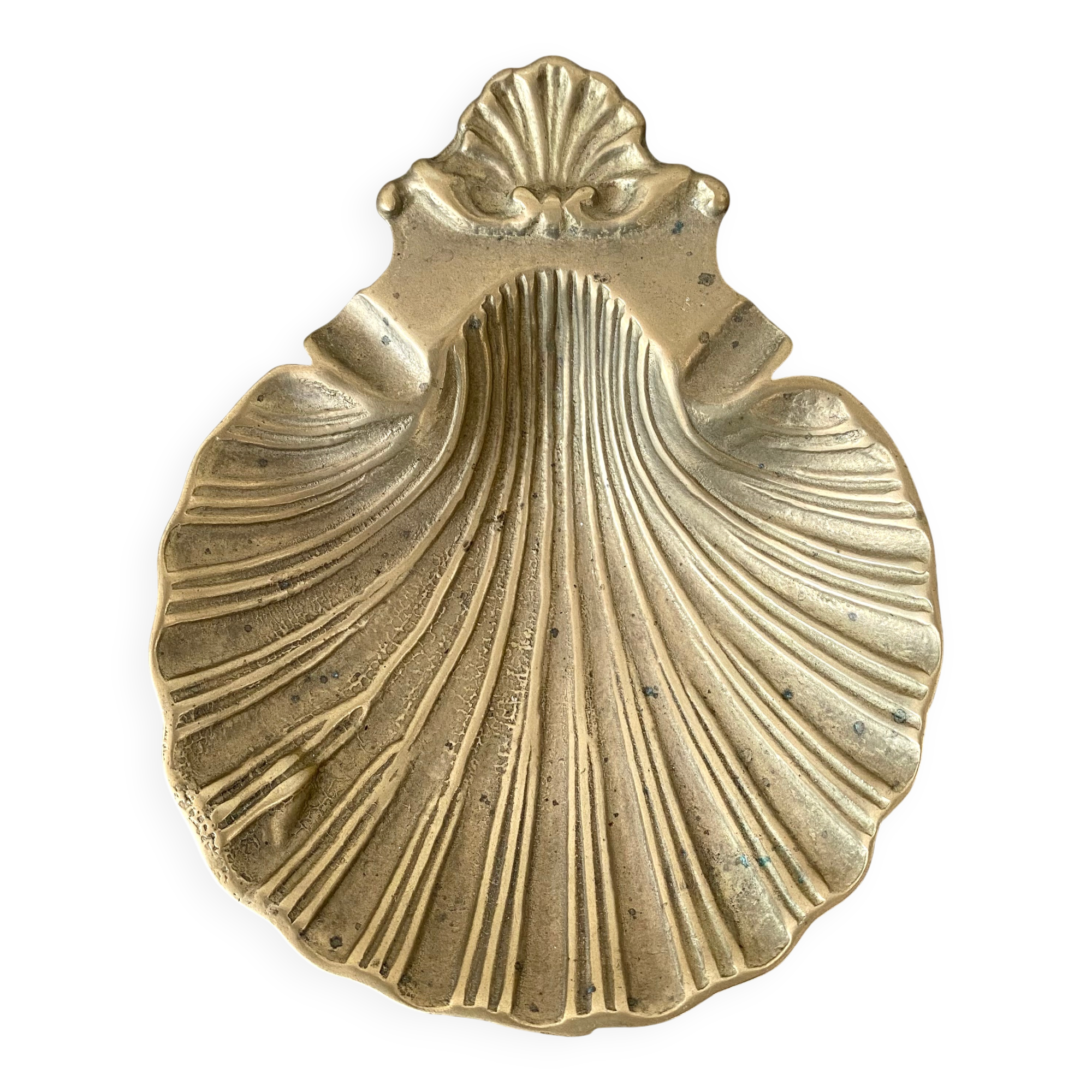 Shell ashtray, scallop shell in brass.