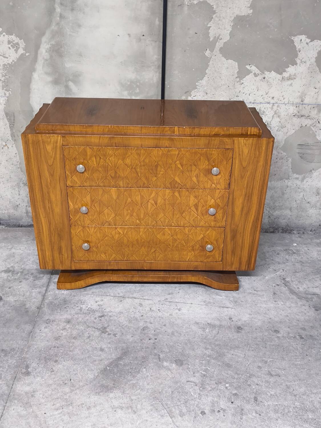 Vintage Art Deco commode from the 1950s.
