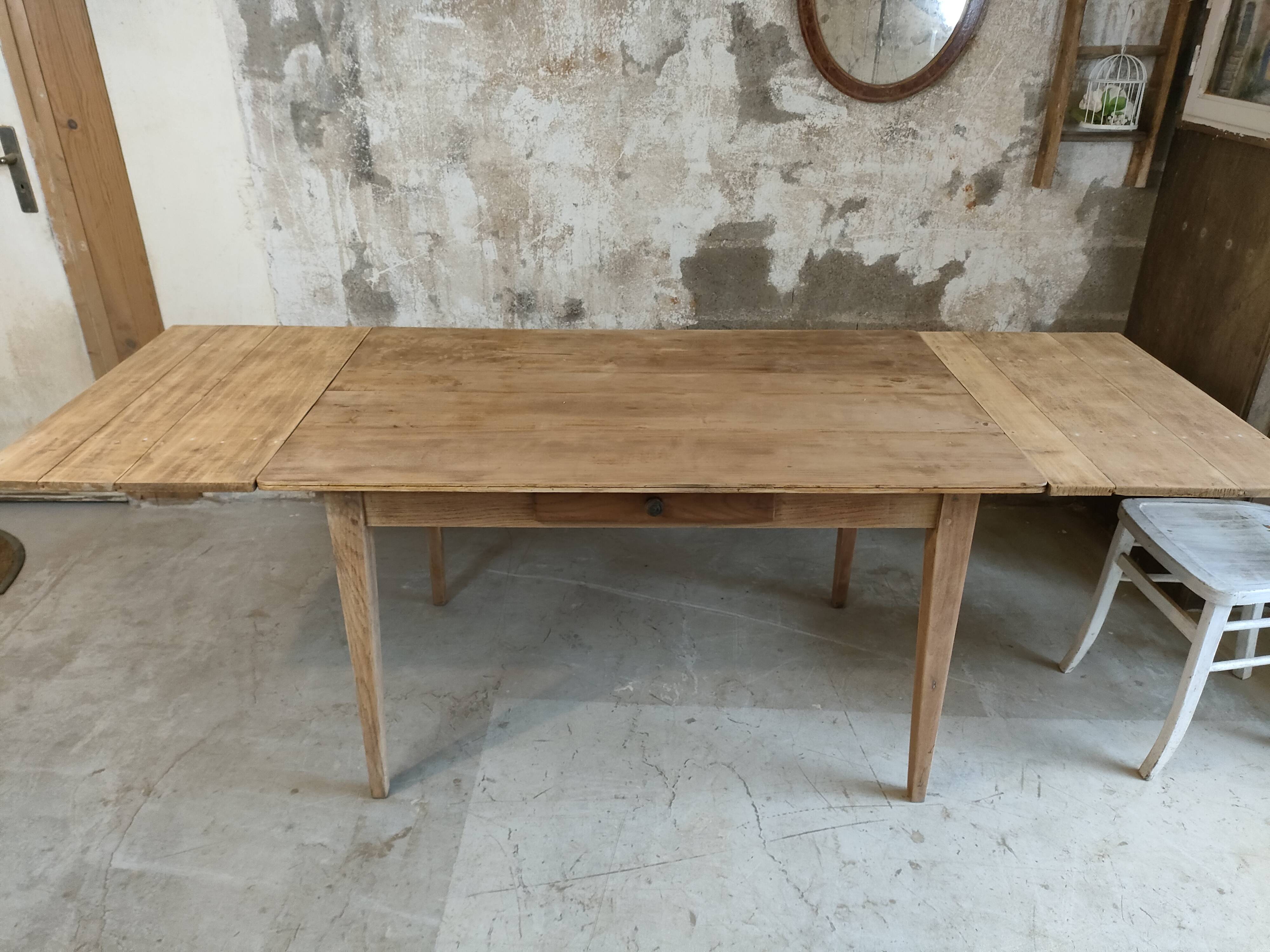Farmhouse table