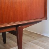 Scandinavian row in solid teak 1960