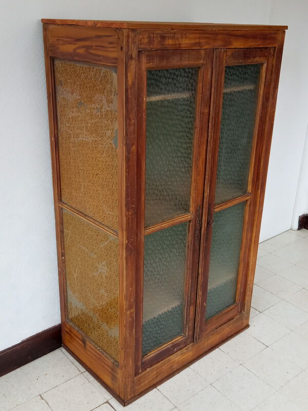 Vitrine ancienne