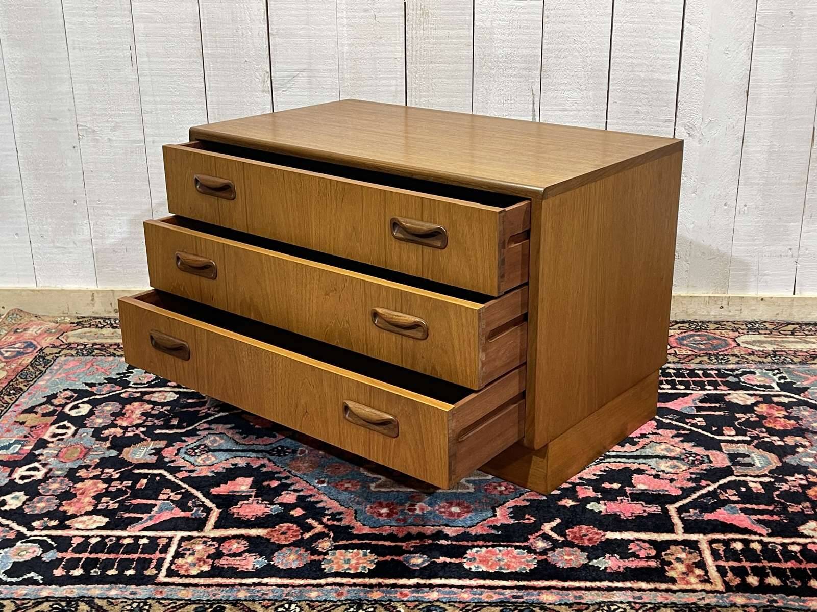 English low chest of drawers by the brand G-Plan in teak from the 1970s.