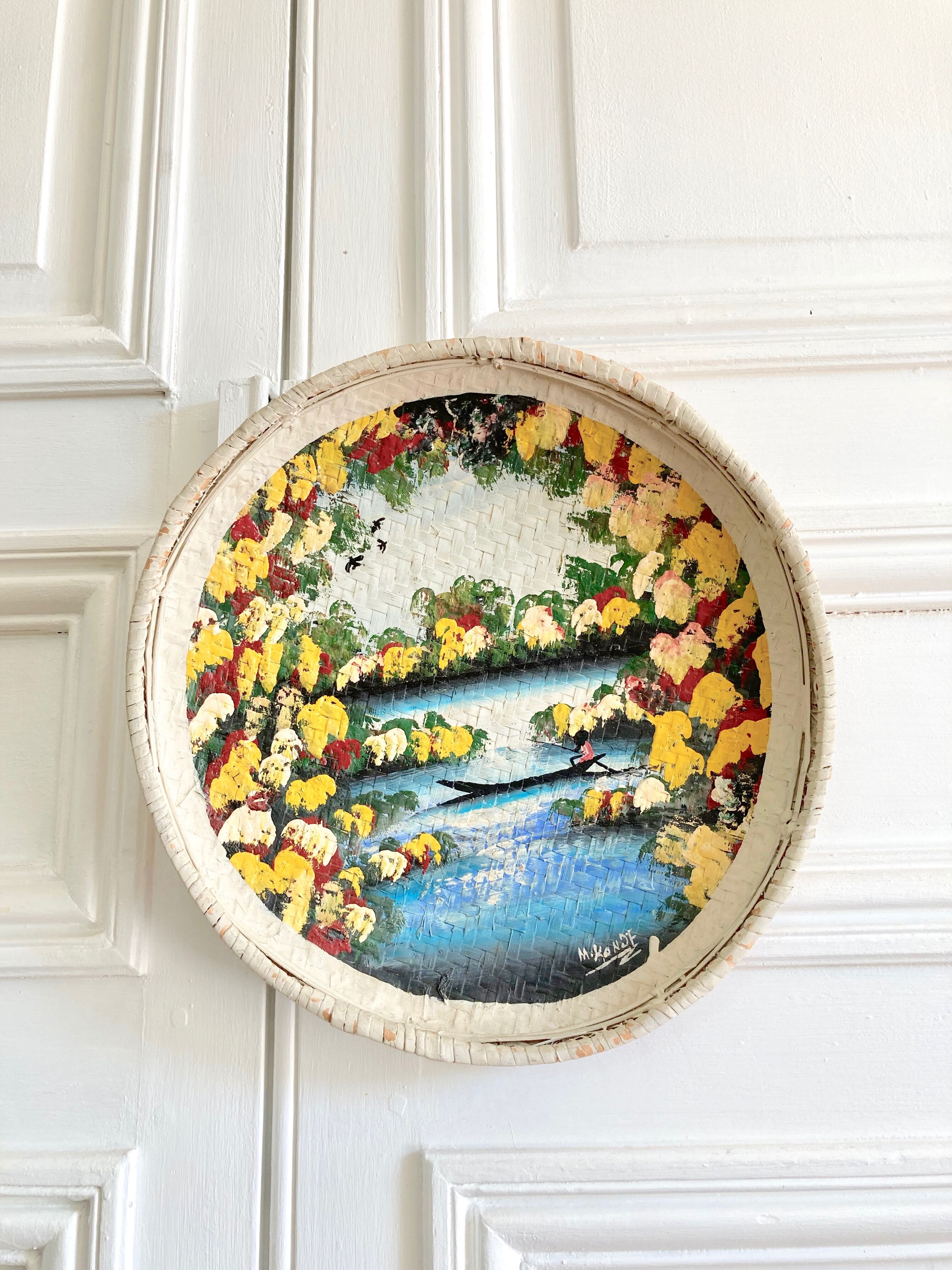 Painted tray basket for wall decoration