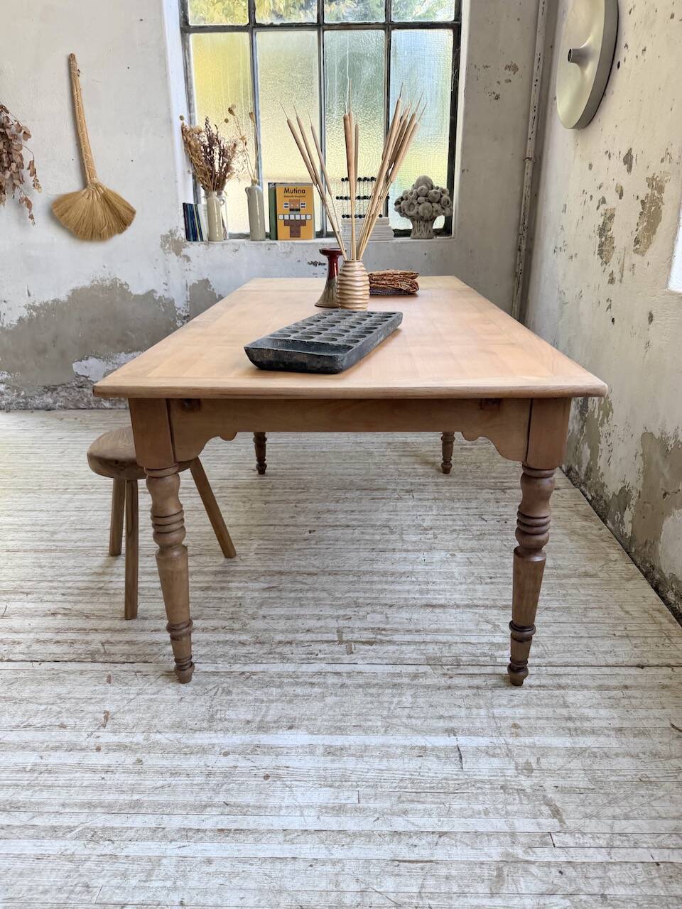 Table de ferme noyer à rallonges 150-250cm