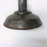 Lampe industrielle avec verre opalin, années 1960