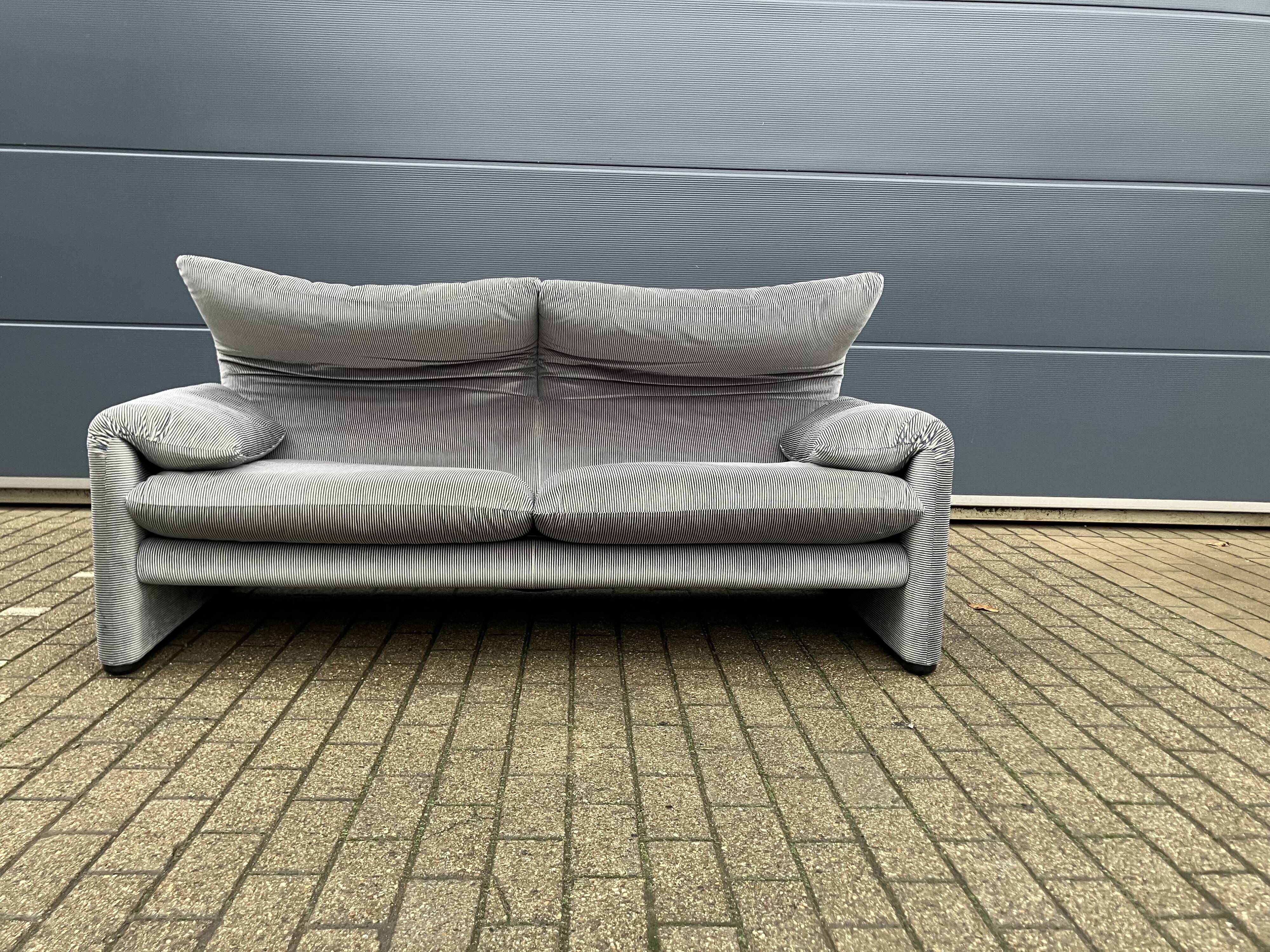 Originele Cassina Maralunga 2,5zit (190 cm) in NIEUWSTAAT!!