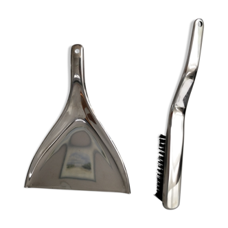 Stainless steel shovel brush assembly