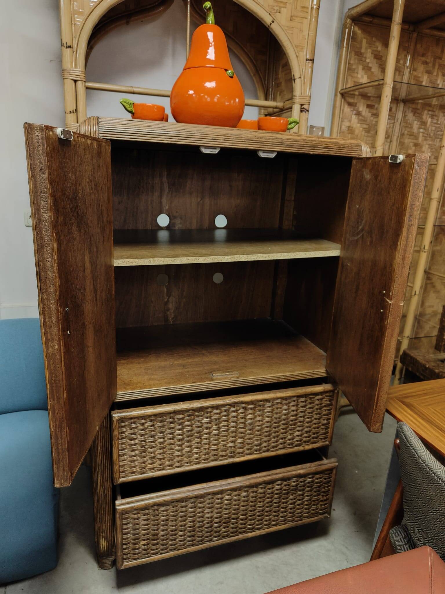 Vintage rattan bamboo cabinet 'Bohemian nature'